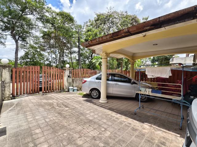 Taman Molek 24x80 Large Size Terrace 1