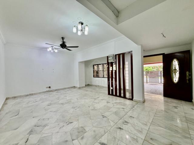 (FACING OPEN+EXTENDED)Double Storey Terrace USJ 22 Subang Jaya 1