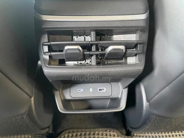 2025 Proton S70 1.5 FLAGSHIP 30KM FSR WARRANTY - 3