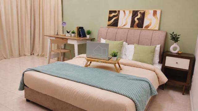 Palm Spring Kota Dsara | Co-Living  Master Room for Rent | Female 1