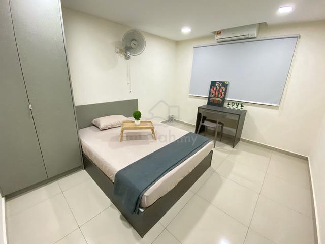 Queen Room 🏠 for rent at SS14 Subang Jaya ✅ 1