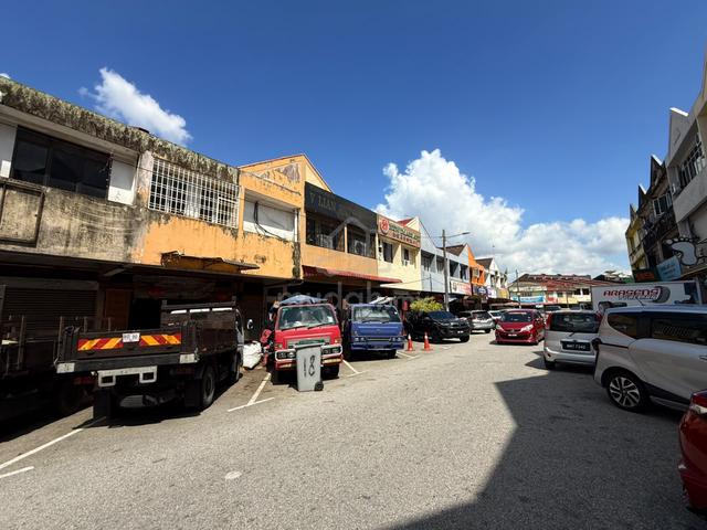Taman Masai 3 Storey Shop Lot Johor 1