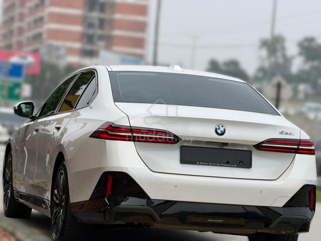 2024 BMW 520i M-SPORT FULL SERVIES FACELIFT 2025 - 4