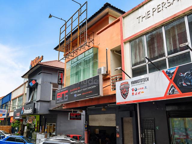 Facing mainroad 3-Storey Shoplot @ Ampang | Tenanted | Roi 5% above 1