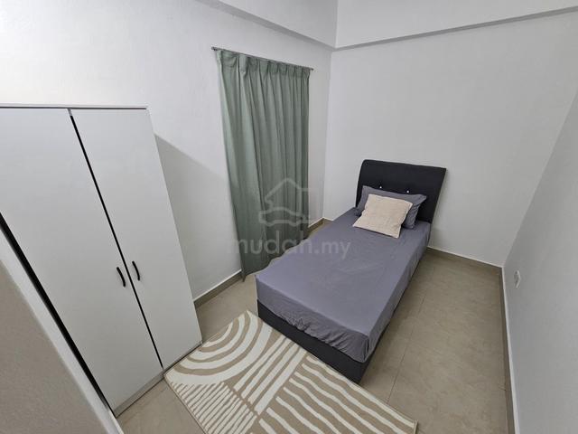 Small Room with Window  [Seaview Tower @ Chain Ferry, Butterworth] 1