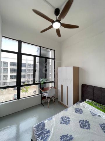 Shoplot Room Rental / Permas Jaya / Include Utility / Wifi / Brand New 1