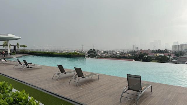 A nice, new bedroom facing the mountain, with a 50-meter swimming pool 1
