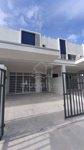 Bandar Dato Onn (Perjiranan 14) / Brand New Unit/ Next to Edl/ Austin 1