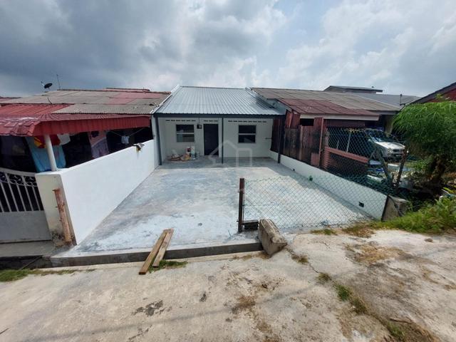 5 Bedroom 100% Full Loan Renovated 1 Sty Terrace Ayer Keroh Height 1