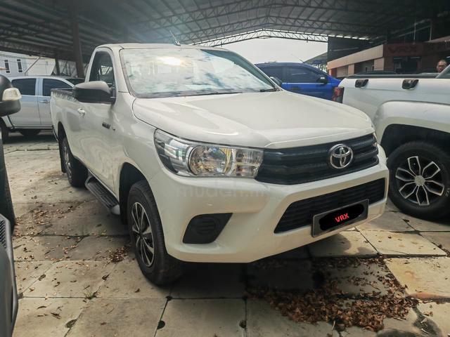 2017 Toyota HILUX 2.4M VNT SINGLECAB - 1