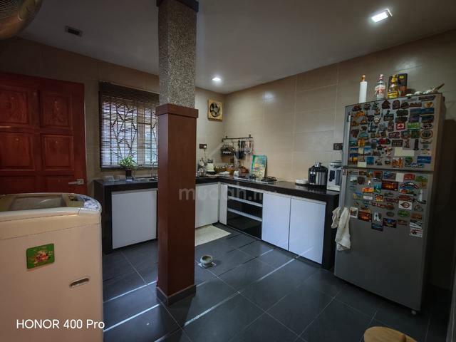 2sty Link House in Kota Kemuning Shah Alam 1
