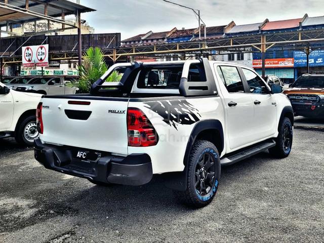2020 Toyota HILUX 2.8 FULL SPEC, FULL LOAN - 4