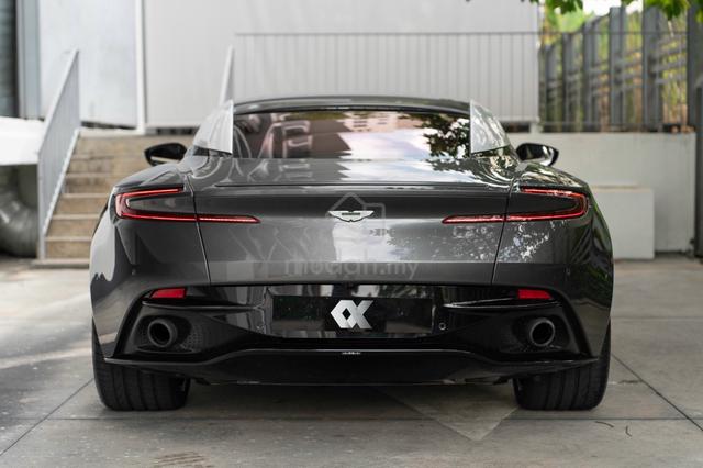 Aston Martin Db11 5.2 V12 2016 Magnetic Silver - 5