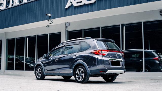 Honda BR-V 1.5 V A.PLAYER P.START L.SEAT BRV 2018 - 2