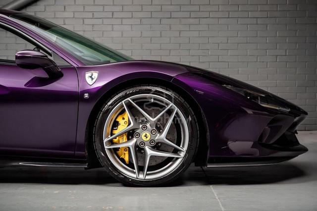 2022 Ferrari F8 Tributo VIOLA HONG KONG - 4