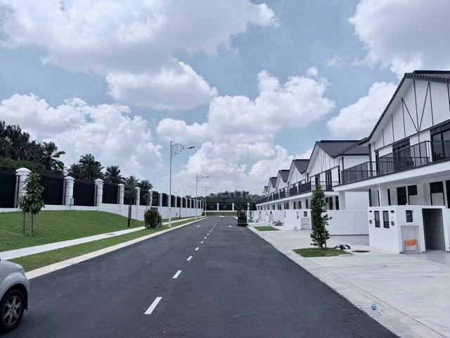 Unblock View 2 Storey Eco Spring Jalan Ekoflora Peony Chara Type 1