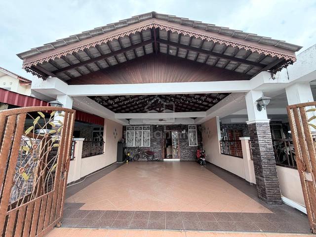 FULLY RENOVATED 2 Storey Seksyen 6 Bandar Tasik Kesuma Semenyih 20x80 1