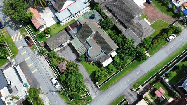 Bungalow - Persiaran Gurney, KL- Freehold Corner Lot | 7,797 Sqft Land 1