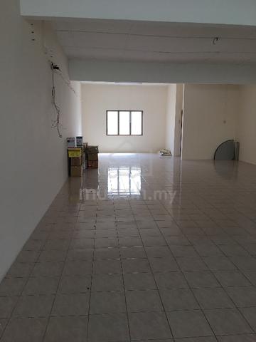 2 story shop lot fully renovated 5