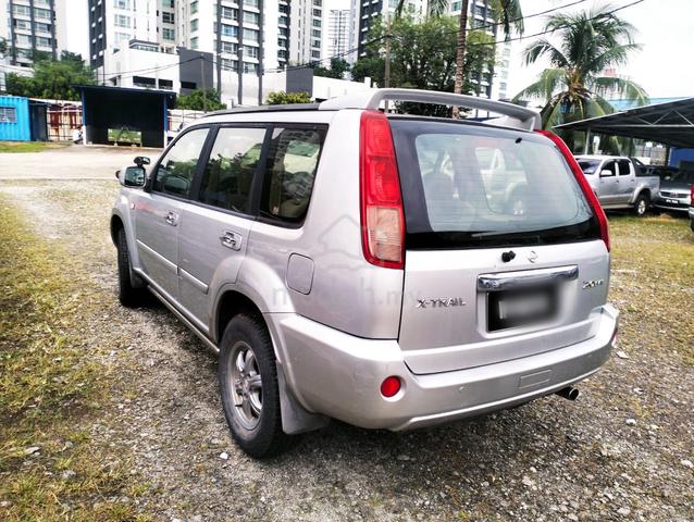 Nissan X-TRAIL 2.0 (A) 11 / 2013 One Owner - 3