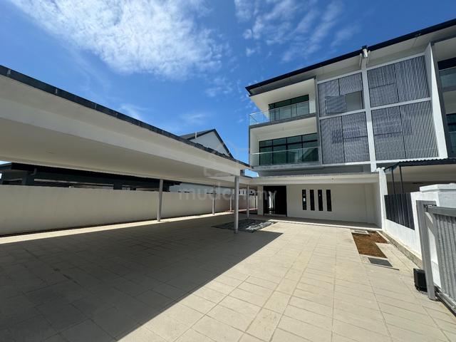 3 Storey Semi Detached House Jalan Song Gated Guarded 1