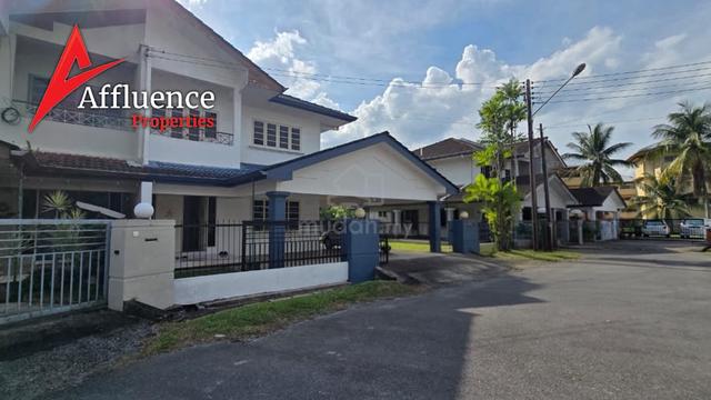 Double Storey Semi Detached House at Pelita Heights BDC For Sale! 1