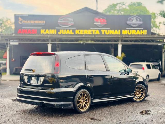 2004 Honda STREAM 2.0 iV (A) - 3