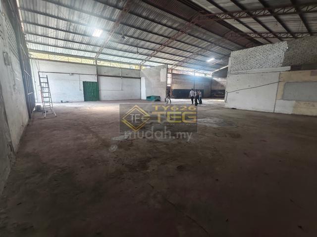 Near Main Road Kampung Jawa Klang Warehouse Factory 10500sf For Rent 5