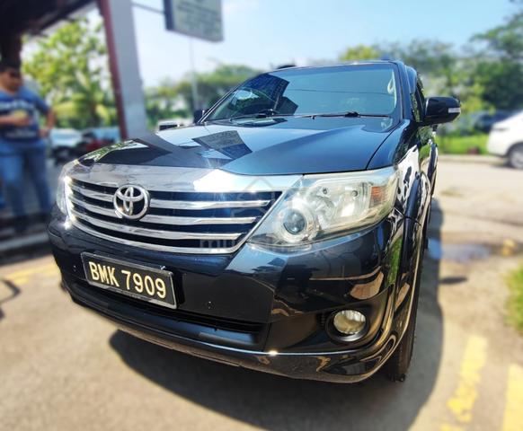 2013 Toyota FORTUNER 2.7 V Direct Owner - 2