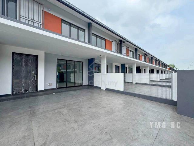 Casira 3 Bandar Bukit Raja Klang 2 Storey House For Sale Below Market 1