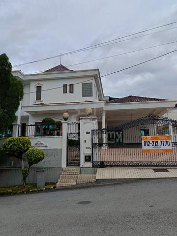For Sale - Two and a Half Storey Bungalow in Bukit Kaya, Seremban 1