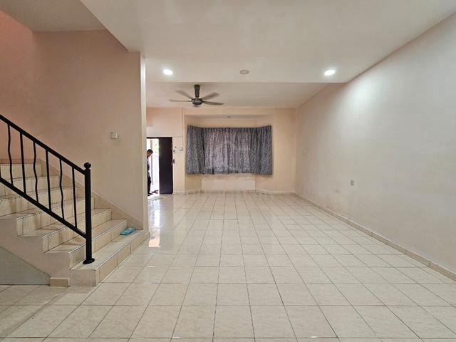 Double Storey Terrace House @ Pulai Utama, Skudai For Sale 1