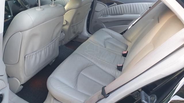 Mercedes Benz E200 K AVANTGARDE (CBU) 1.8 (A) - 5