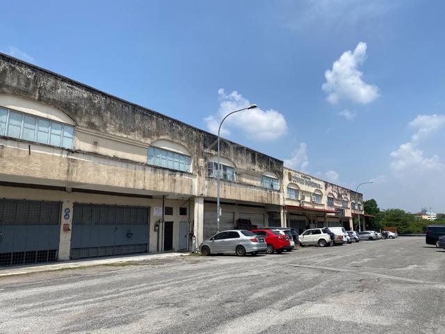 1.5 Storey Factory @ Bandar Teknologi for Let 1