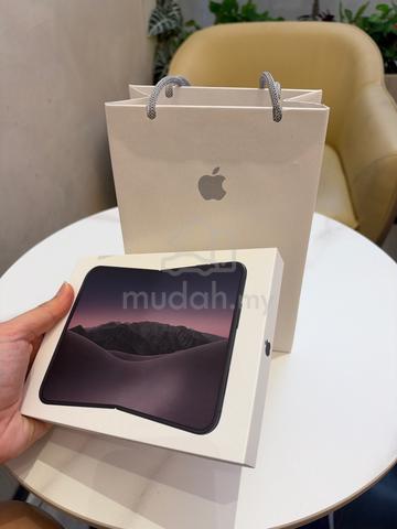 Apple iPhone Duo 512GB Night Sky - SEALED - photo 2 of 2