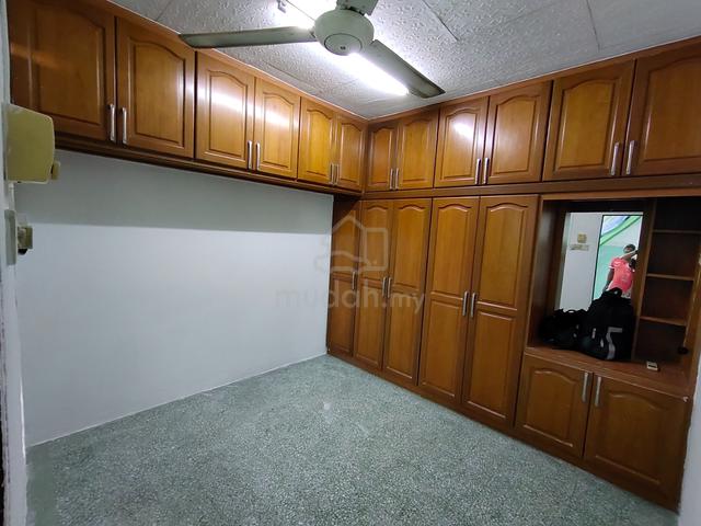 Single Storey Taman Desa Jaya Kepong Kuala Lumpur Menjalara for rent 2
