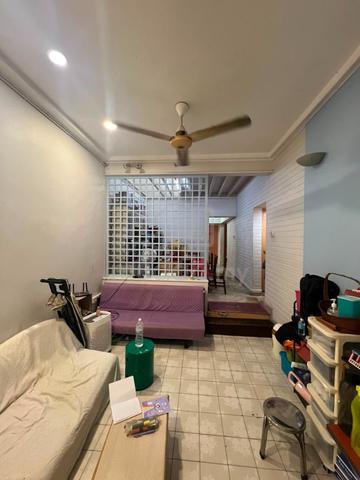 TABUAN LARU Single Storey Intermediate house 1
