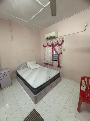 Master Room (Connected Bathroom, Private Balcony) 1
