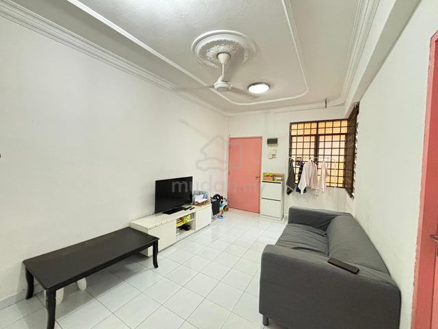 Pangsapuri Blok Kenari 1