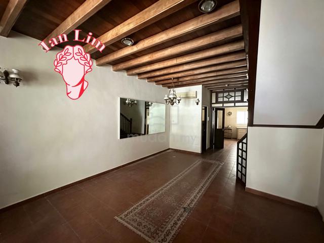 2.5 STOREY SHOPHOUSE LEBUH MUNTRI Core Heritage COMMERCIAL GEORGETOWN 1