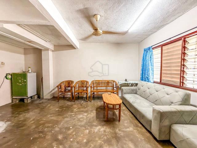 BOOKING RM1000 Double Storey Terrace Taman Kantan Permai 5, Kajang 1