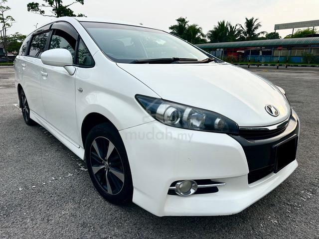 2013 Toyota WISH 1.8 S FACELIFT (A) PADDLE SHIFT - 1