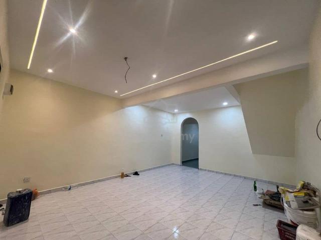 Desa Cemerlang Lanjut Double Storey Low Cost Tebrau Johor Jaya 1