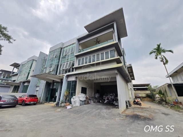 Bukit Kemuning - Shah Alam 3 Storey Semi-D Factory For Sale 1