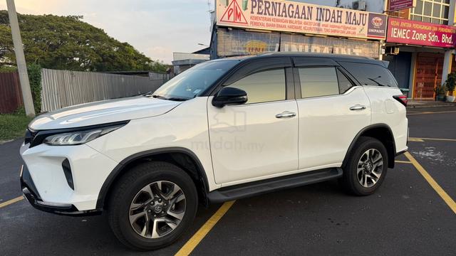2024 Toyota FORTUNER 2.8 VRZ MY21 (A) DIRECT OWNER - 4