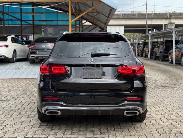 2021 Mercedes Benz GLC300 4MATIC AMG LINE 2.0L (A) - 5