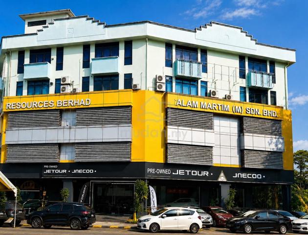 Sri Petaling Ground Floor Corner Shop (102' x 80') For Rent 1