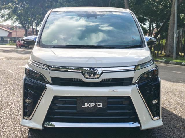 2021 Toyota VOXY 2.0 ZS (A) - 3