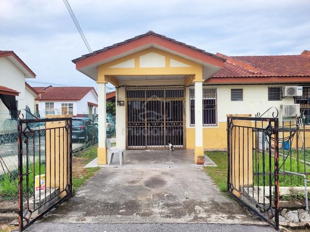 END LOT FOR SALE SENDAYAN Taman Bukit Sendayan 1