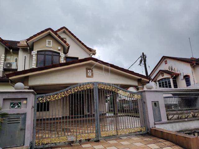 USJ 20 2 storey end lot gated and guarded 1
